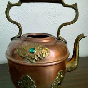 Marrocan tea pot antique